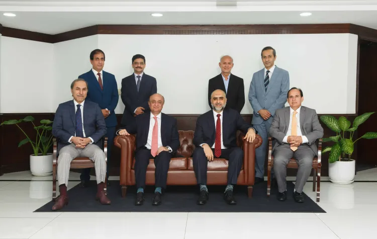 Leadership & Governance
